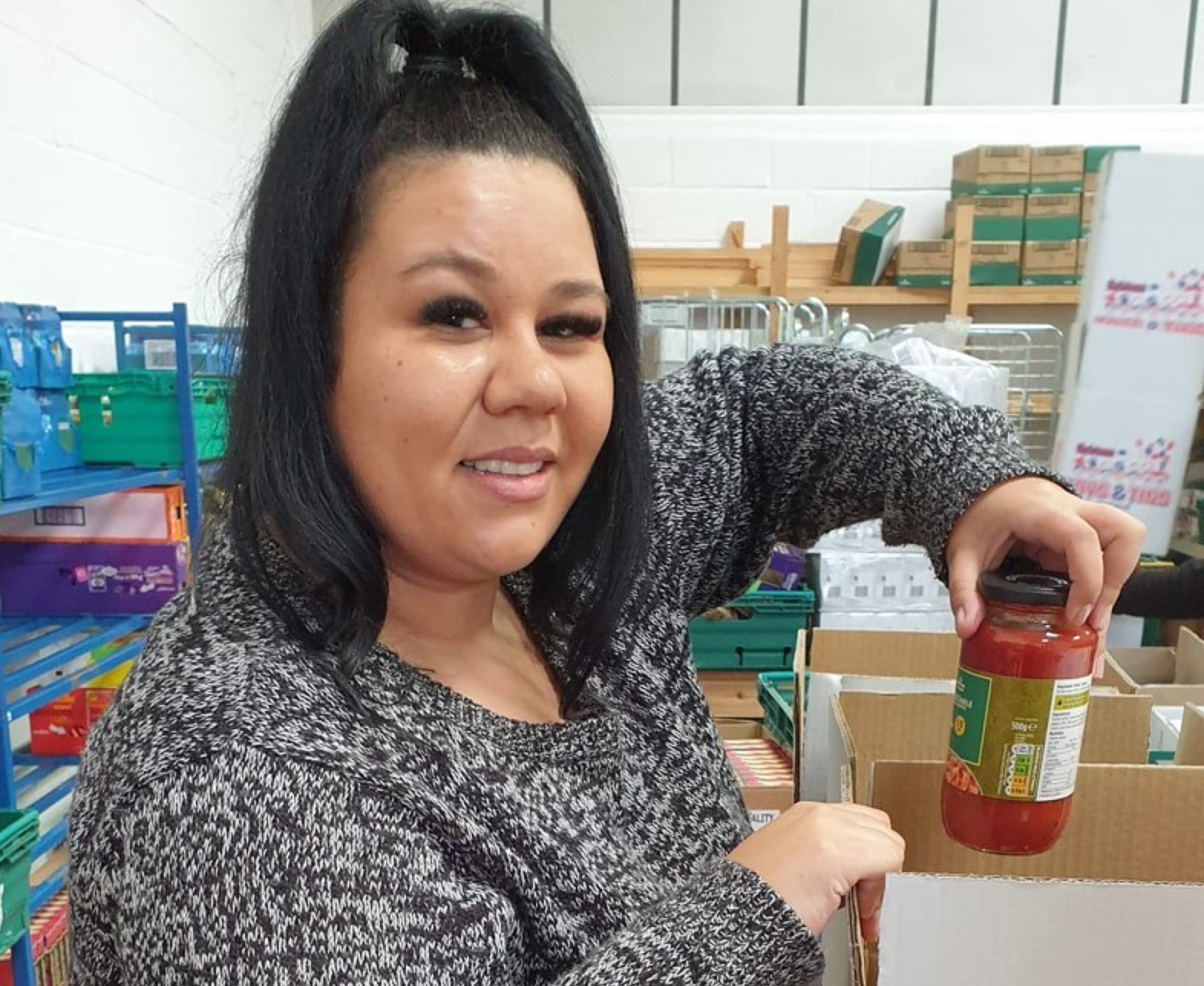 Whitney - toys and tins volunt