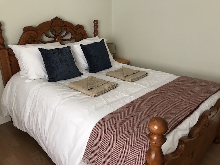 AllHallowsBedroom750