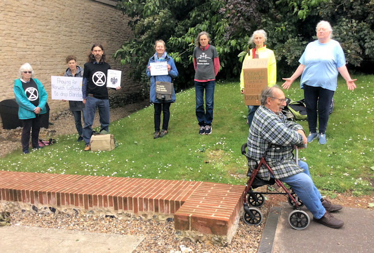 Network Norfolk : Climate activists stage vigil at Norwich Cathedral