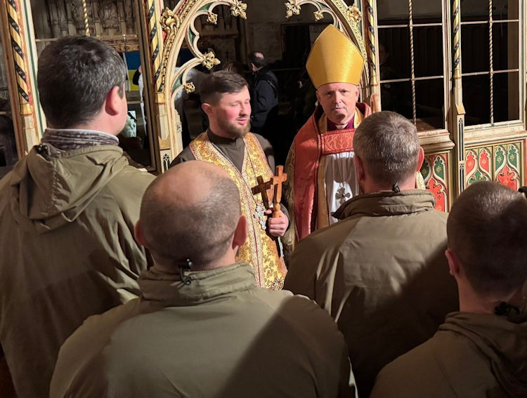 UkraineBishopGraham750a