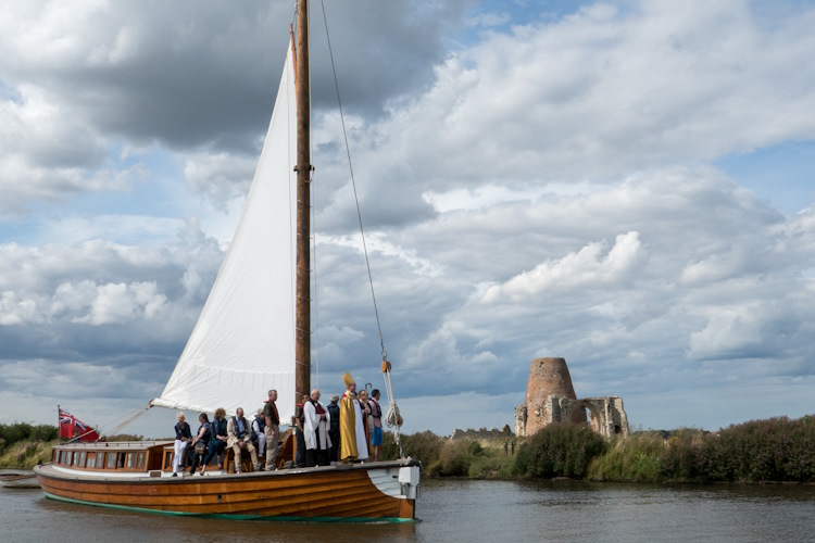 St Benets boat 750AT