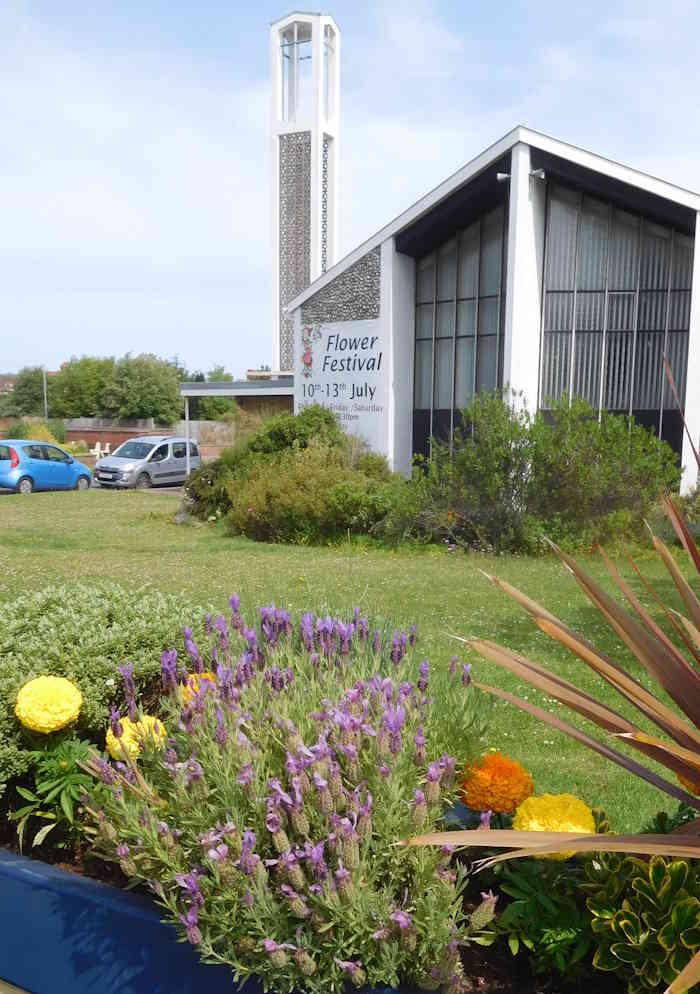 st andrews flowers outside 700