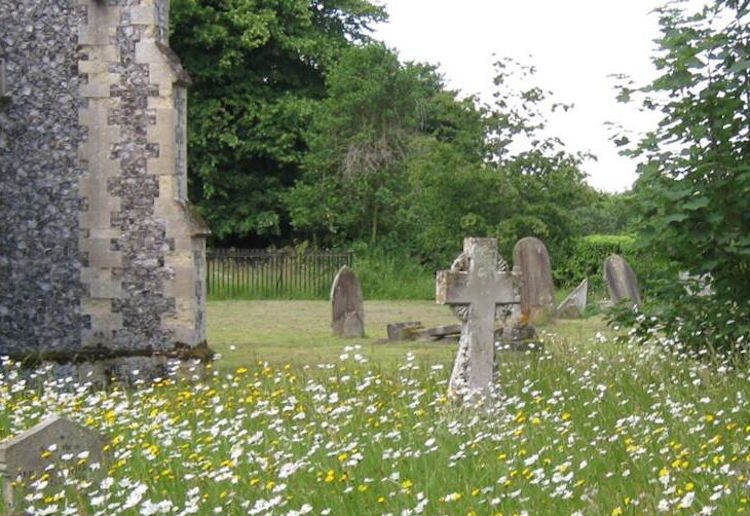 Holt-churchyard 750AT