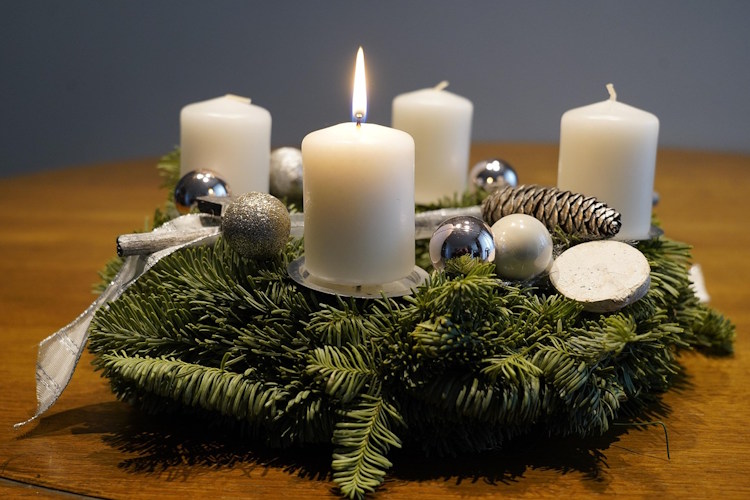 advent candle display