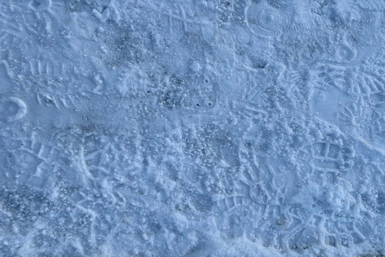 footprints in snow 