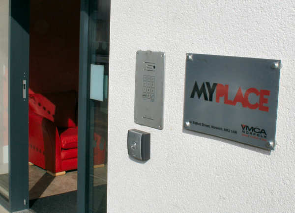 MyPlaceDoorSign600