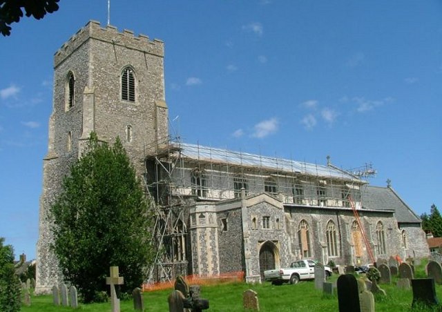 Ludham church 640AT