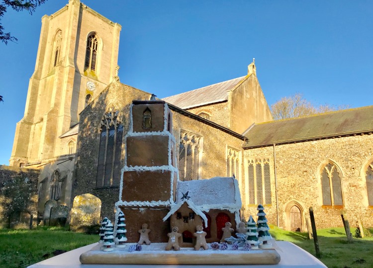 Cawston gingerbread church 750