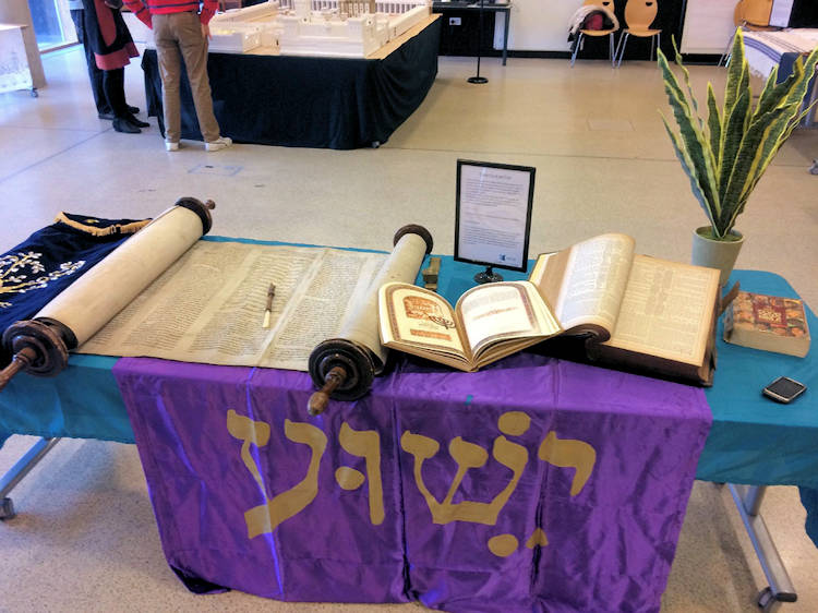 BibleComesToLife750