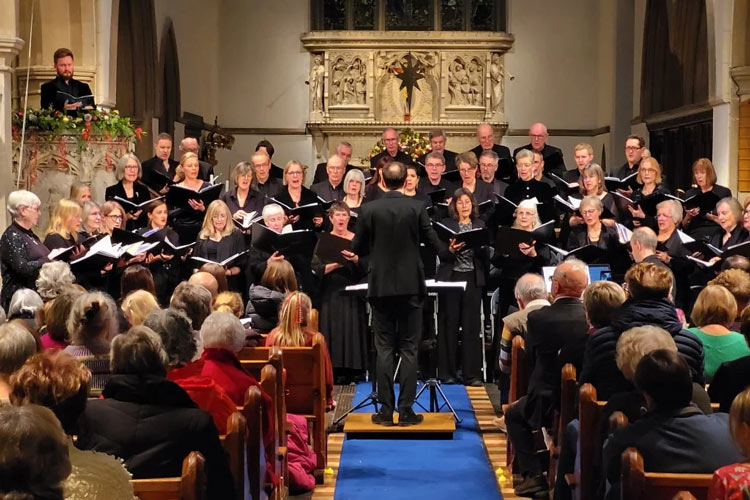 Visiting chamber choir in Norfolk for musical tour