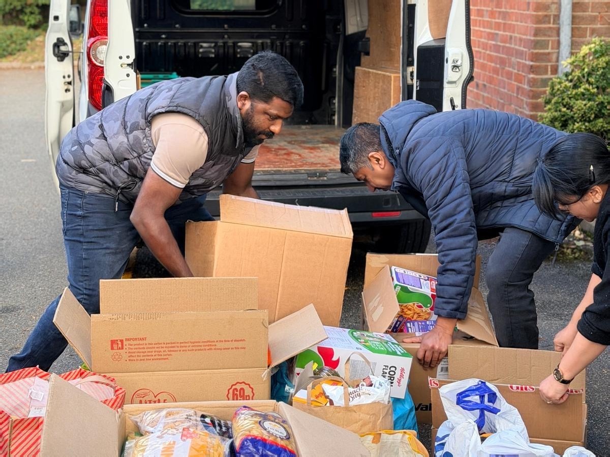 Great Yarmouth Malayalee Association supports foodbank